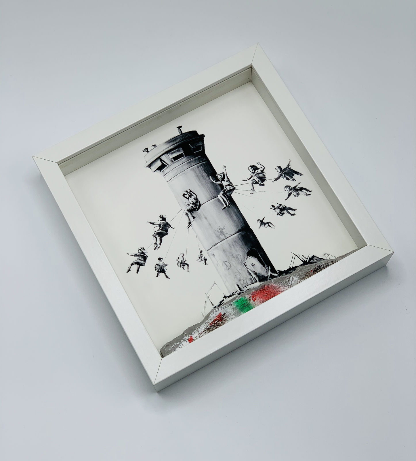 Banksy, The Walled Off Hotel (Box Set) + extras, 2017