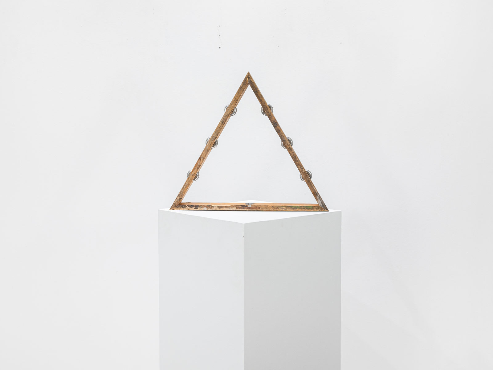 Jamal Cyrus, Batterie of the West Wind (for Nina and Miriam), 2021