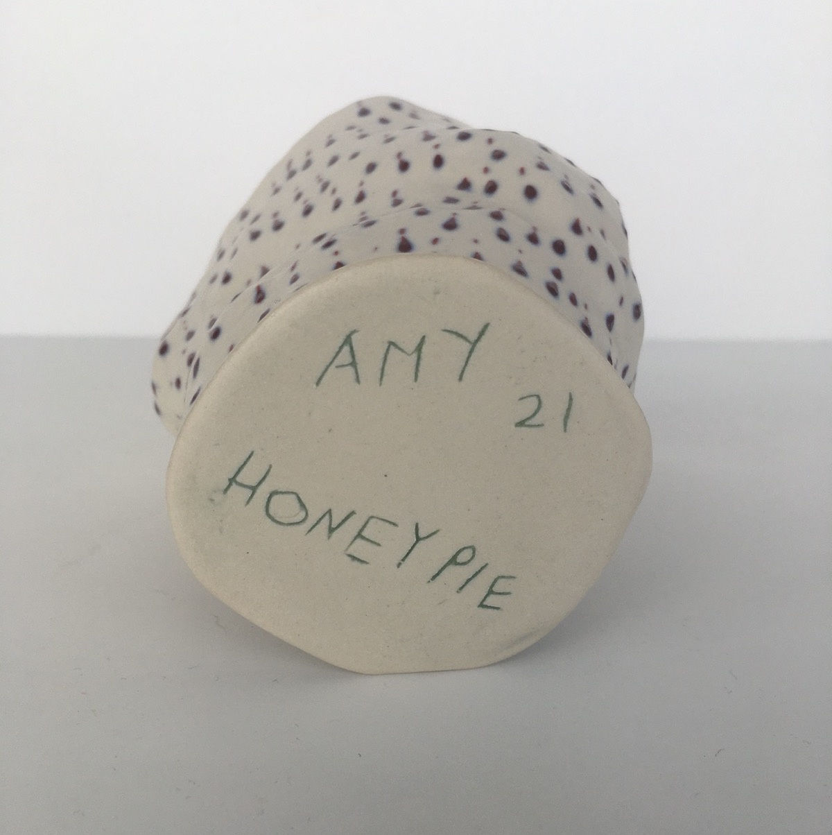 Amy Blakemore, HONEYPIE, 2021