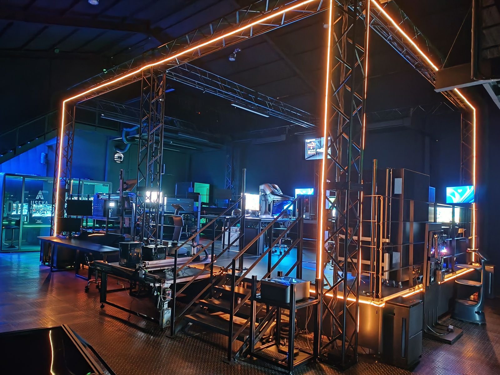 USEYA ADVANCED INDUSTRY(Digital Workshop with Spatial Computing & AI), USEYA Corporation / Japan