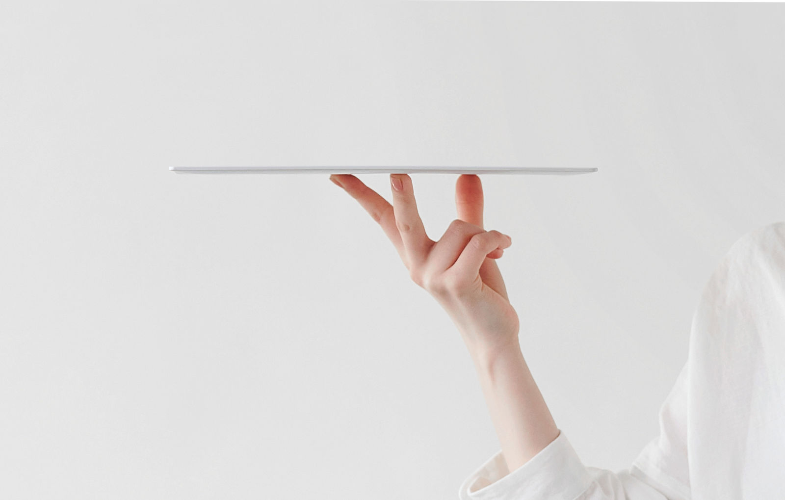 QUADERNO, FUJITSU LIMITED / Japan