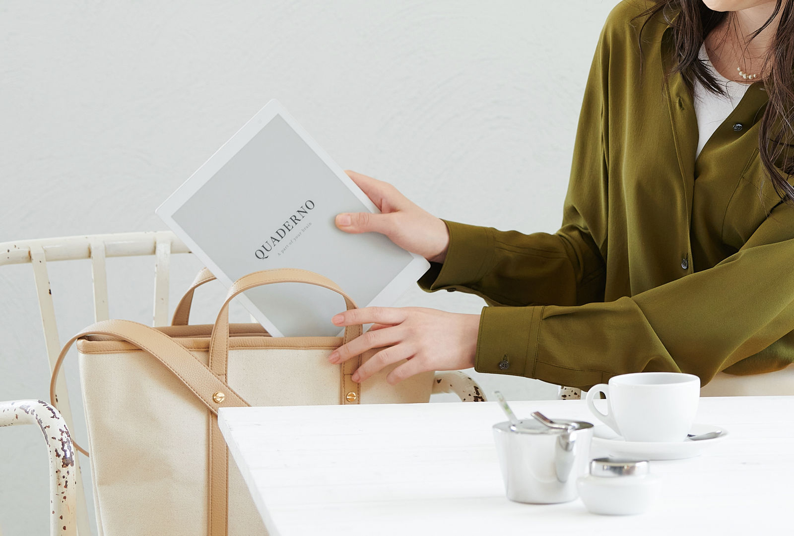 QUADERNO, FUJITSU LIMITED / Japan