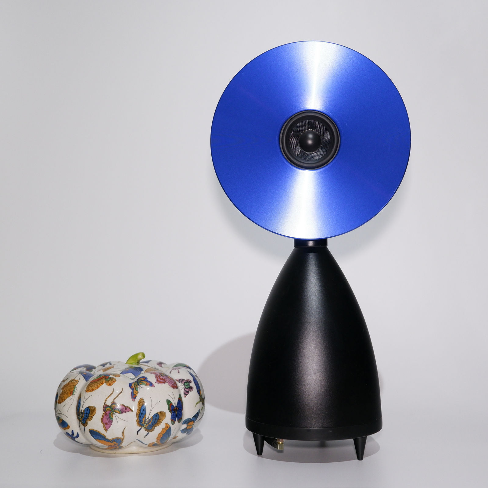 RS 240, Delta Blues Audio Limited / The Mainland