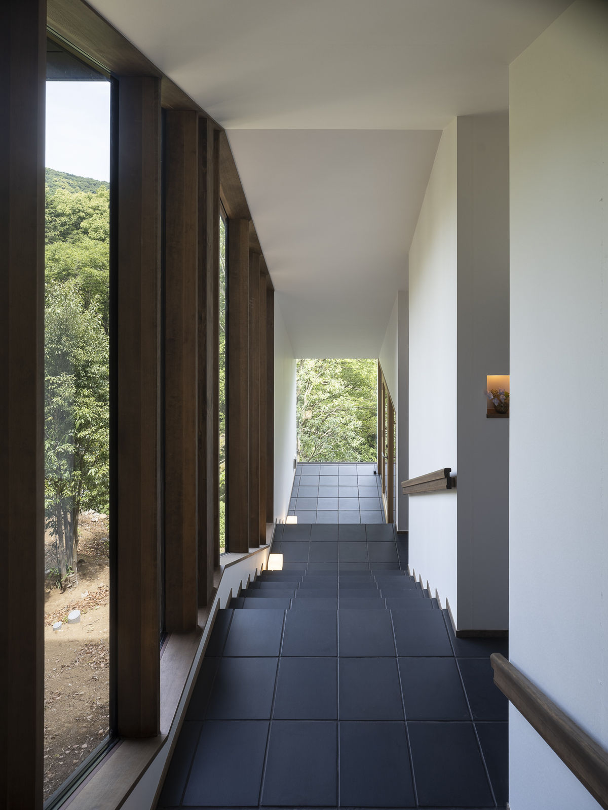 Metaphor on the Topography / Japan, acaa / Japan