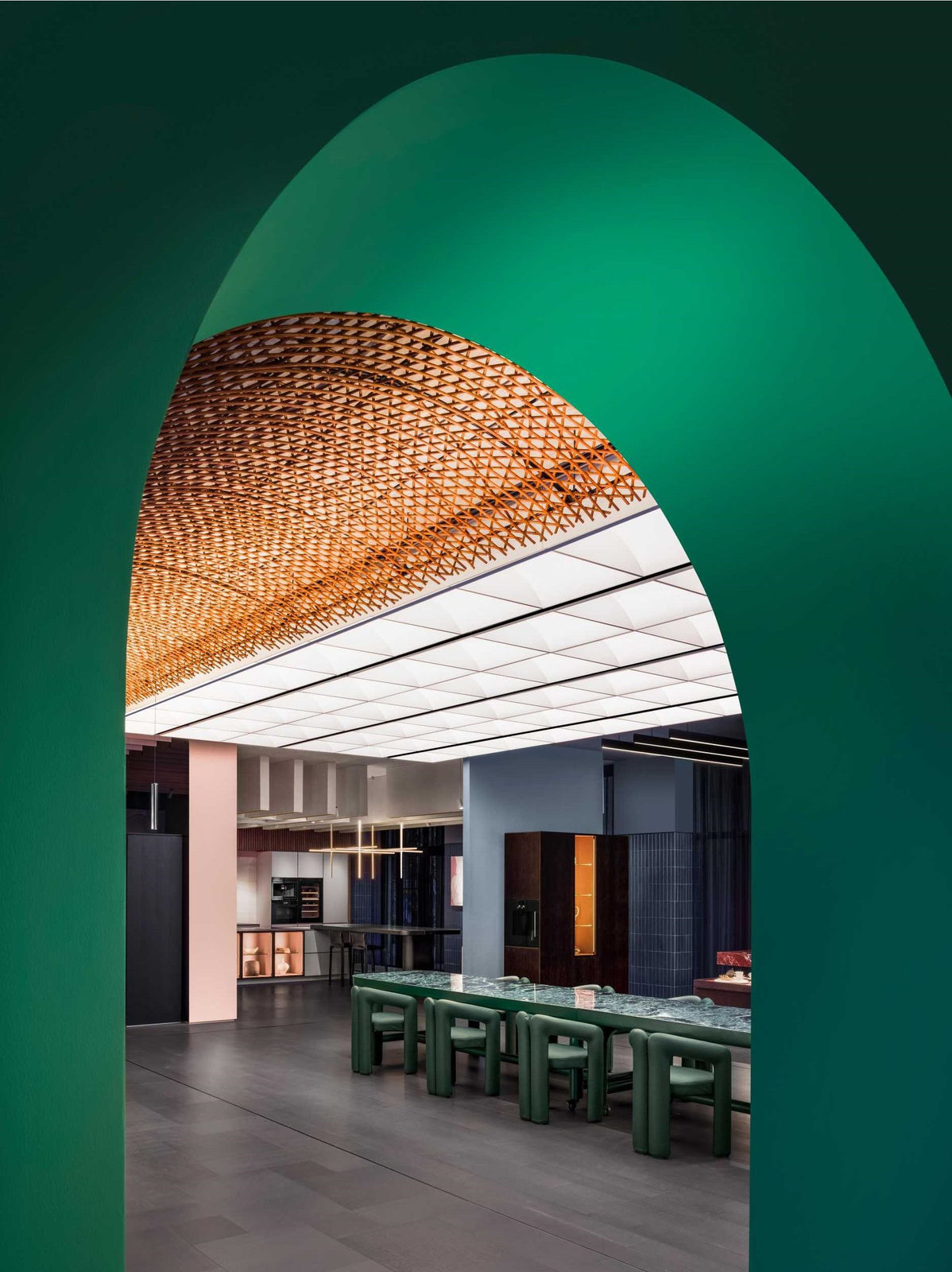 Poggenpohl Shanghai Experience Center / The Mainland, Ippolito Fleitz Group – Identity Architects / Germany