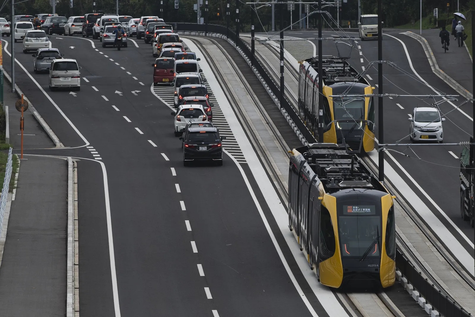 Total Design for Haga-Utsunomiya LRT, GK Industrial Design Incorporated. GK Graphics Incorporated. GK Sekkei Incorporated. / Japan