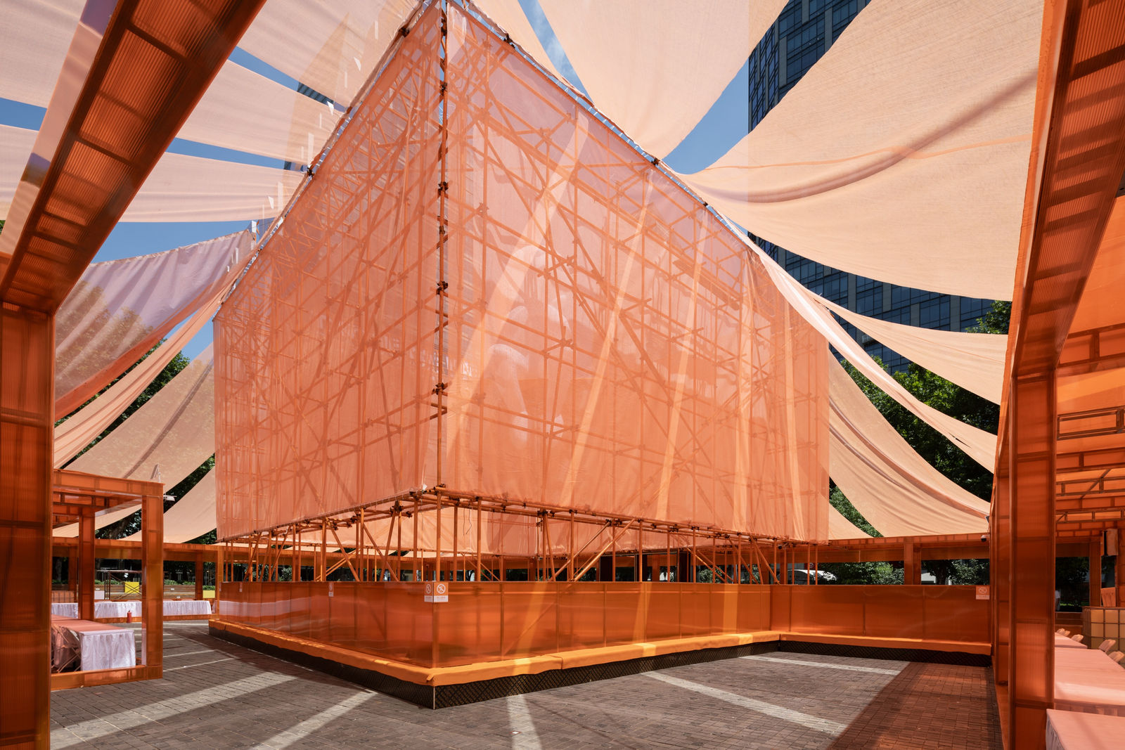 Wuhan Tiandi “DIVE IN SUMMER”, Towards A Light Architecturel / The Mainland, UAO Design / The Mainland