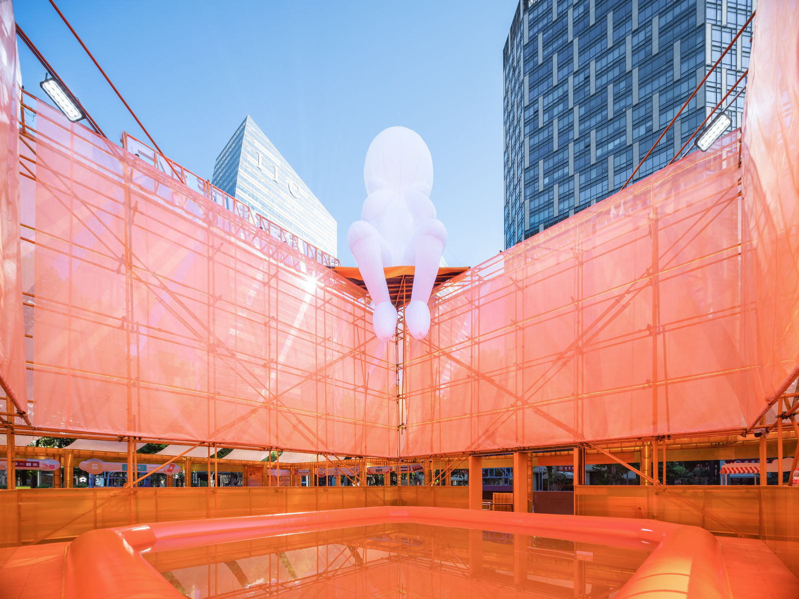 Wuhan Tiandi “DIVE IN SUMMER”, Towards A Light Architecturel / The Mainland, UAO Design / The Mainland