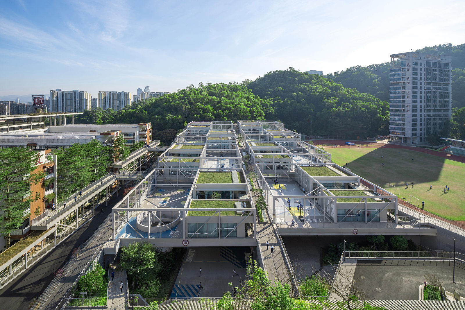 Hongling High School / ENVIRONMENT GRAPHICS, Gwangjun.com (Design Studio) / The Mainland