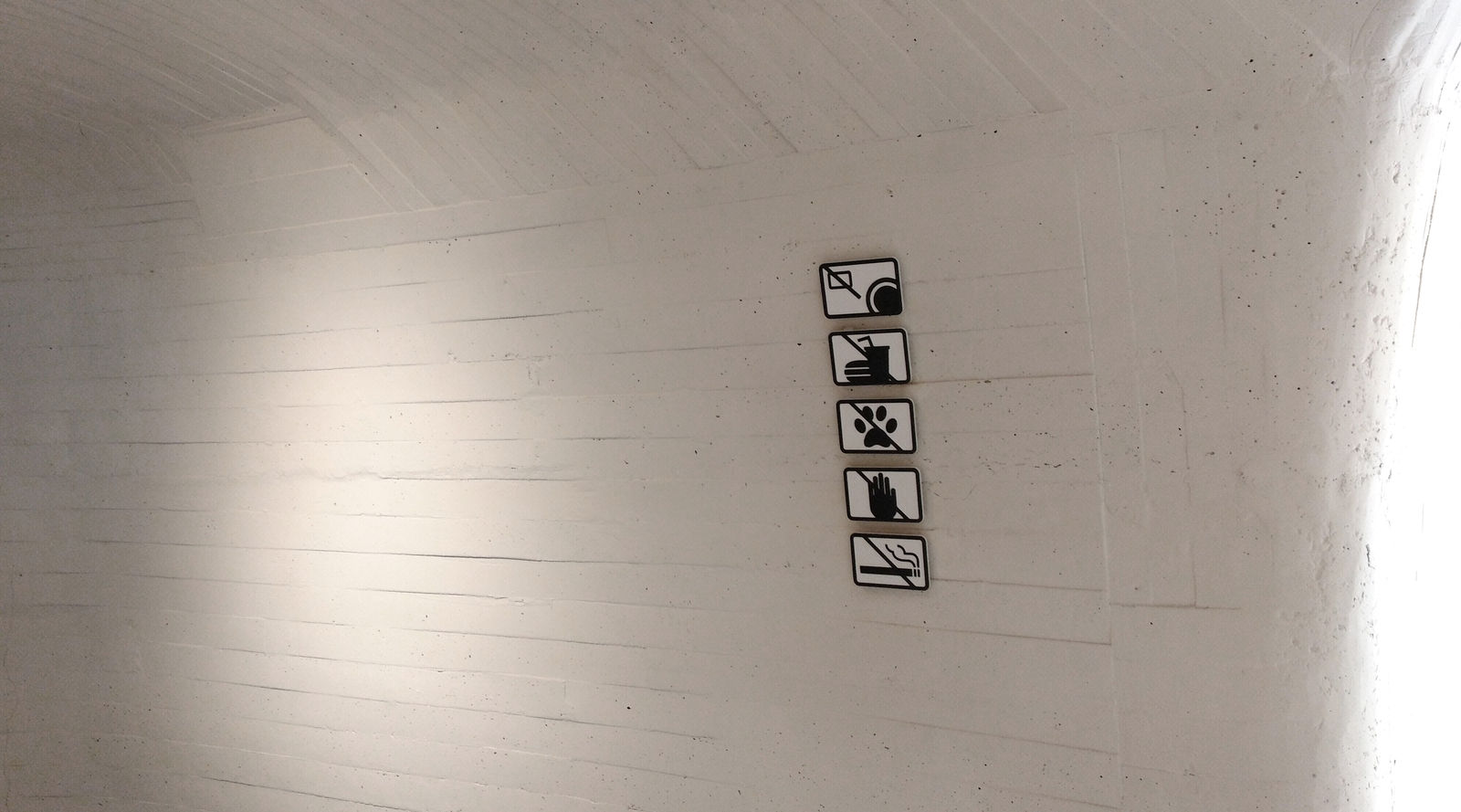 UCCA DUNE SIGNAGE, believe vision / Chinese Mainland