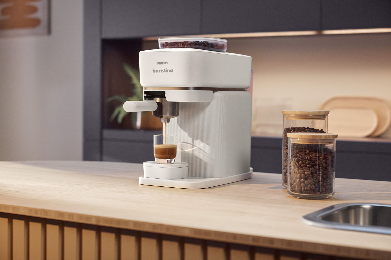 Philips Baristina with Bean Swap, Versuni Experience Design / The Netherlands