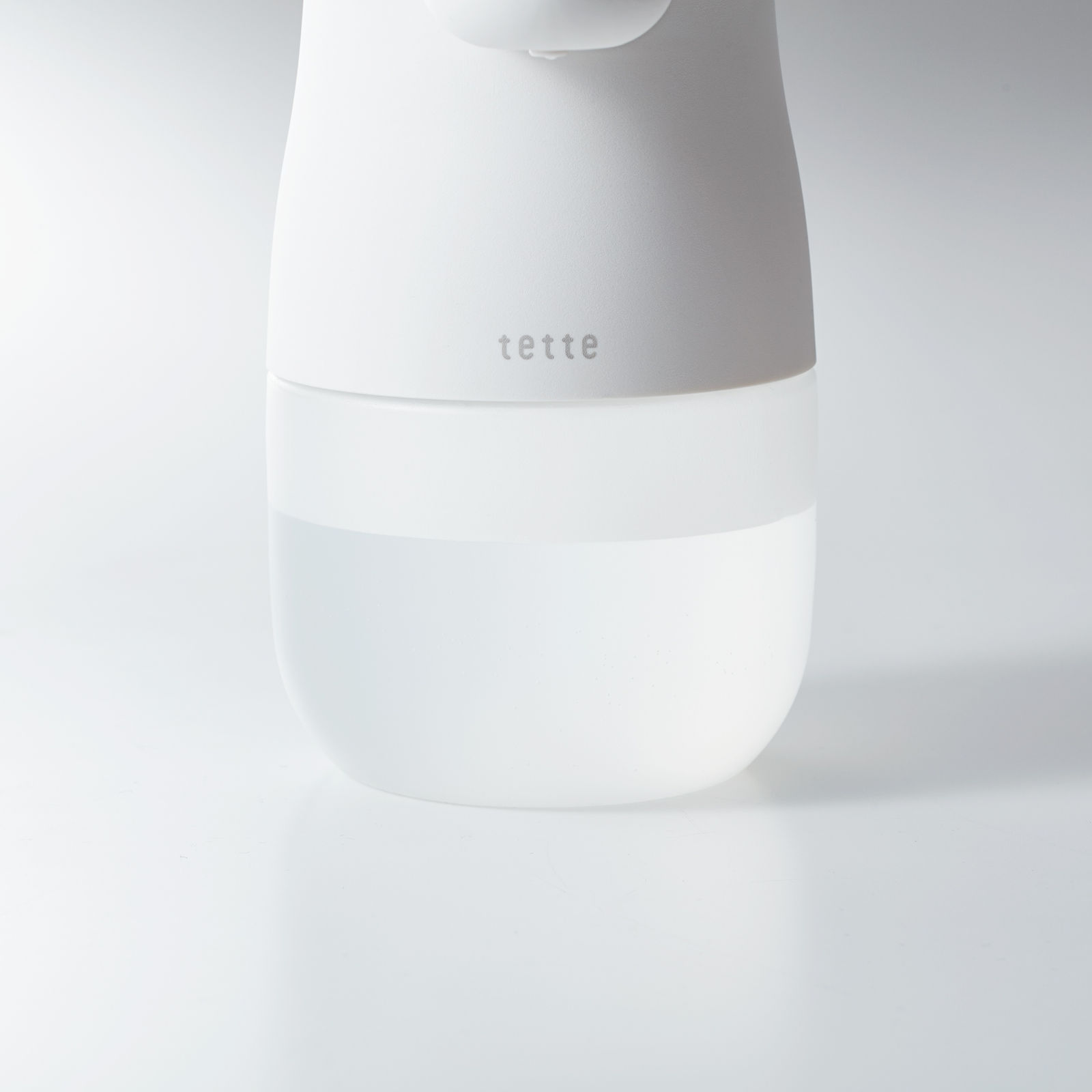 Tette, COLOR Co., Ltd / Japan