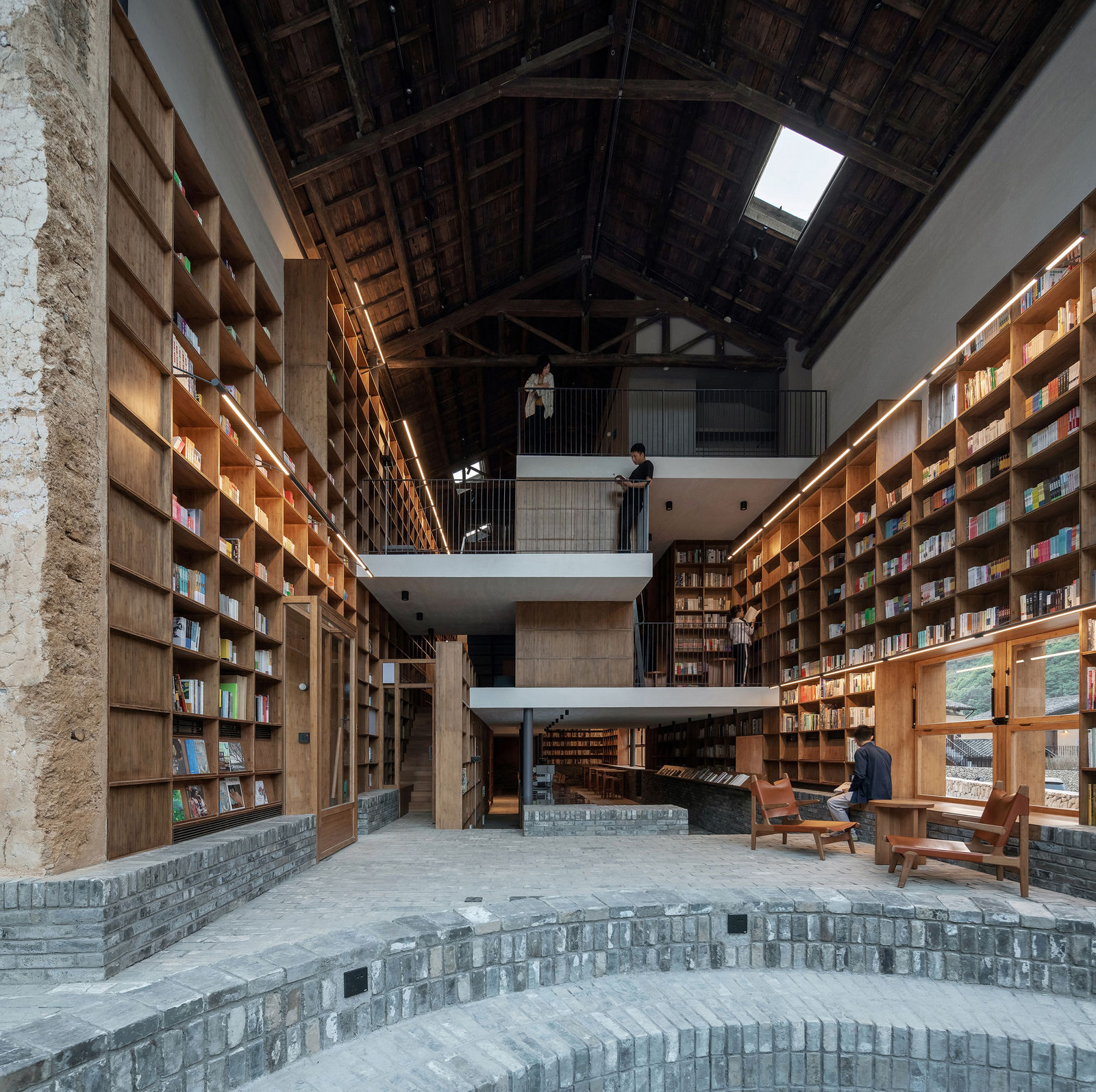 Capsule Hostel in a Rural Library / Mainland China, Atelier tao+c / Mainland China