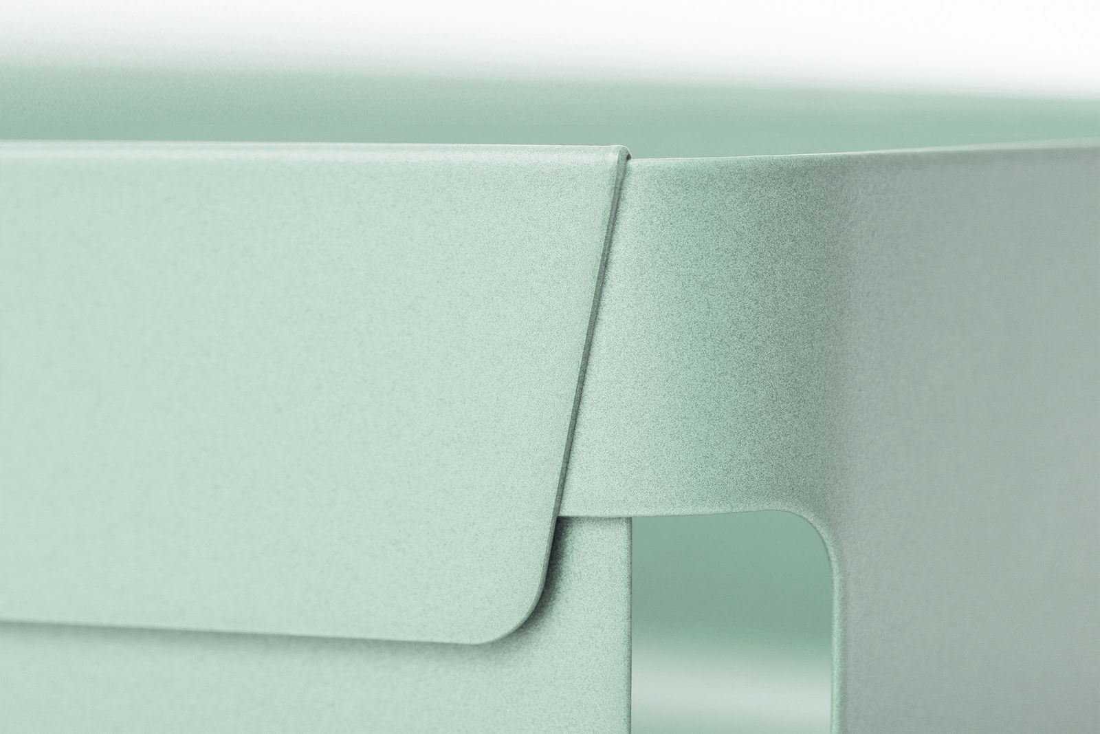 Parcel, broom inc. / Japan