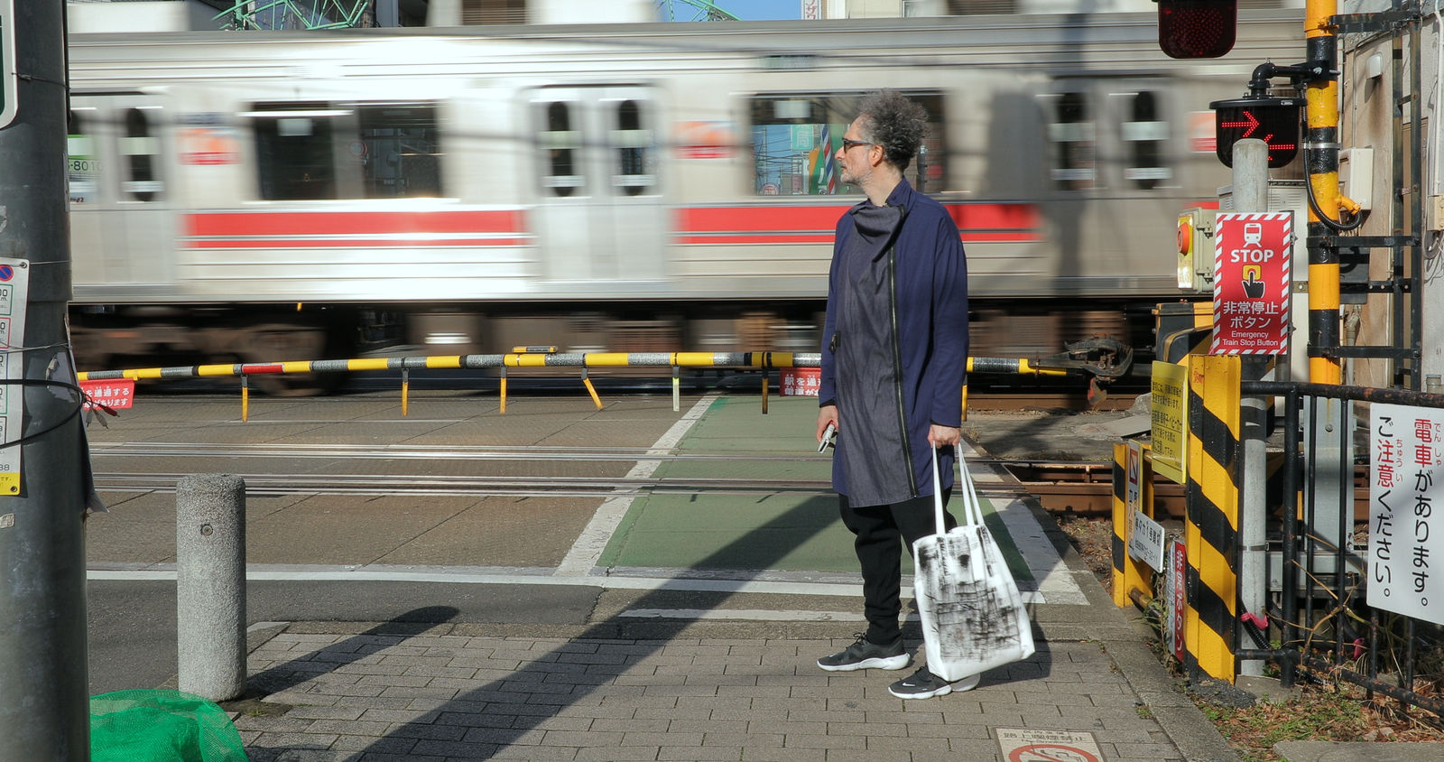 [WEARABLE ART/Coat Stole] - 6 ways to wear, MICHAIL LTD. / Japan