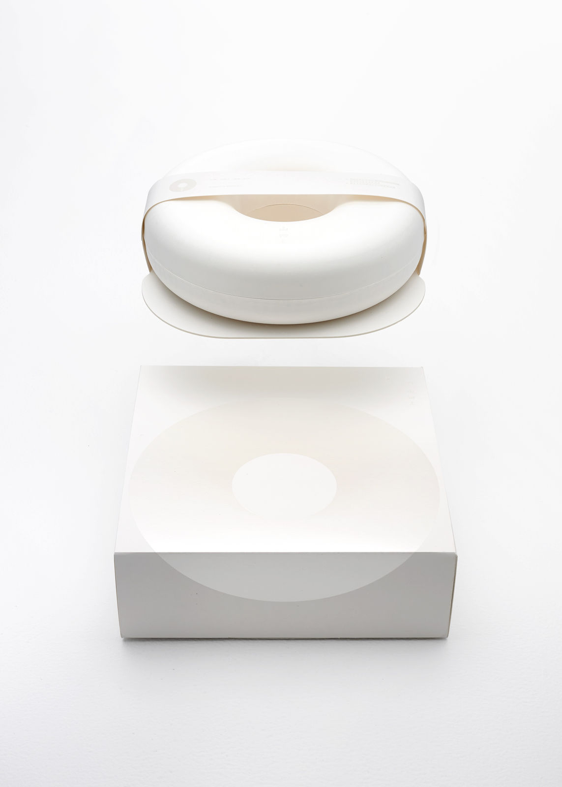 Music Moon, Shenzhen Shan Tian Tu Wen Hua Chuan Bo Co., Ltd / The Mainland