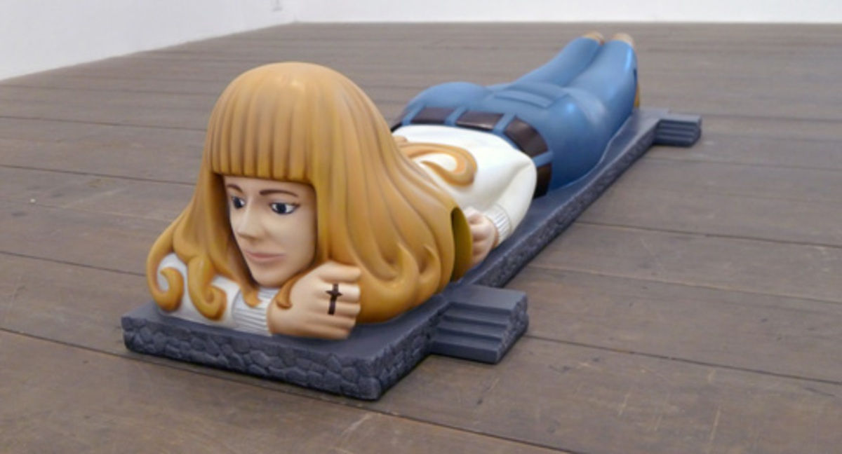 Eva, 2014. Pintura automotiva s/ fibra de vidro (Automotive painting on fiberglass), 45 x 58 x 185 cm