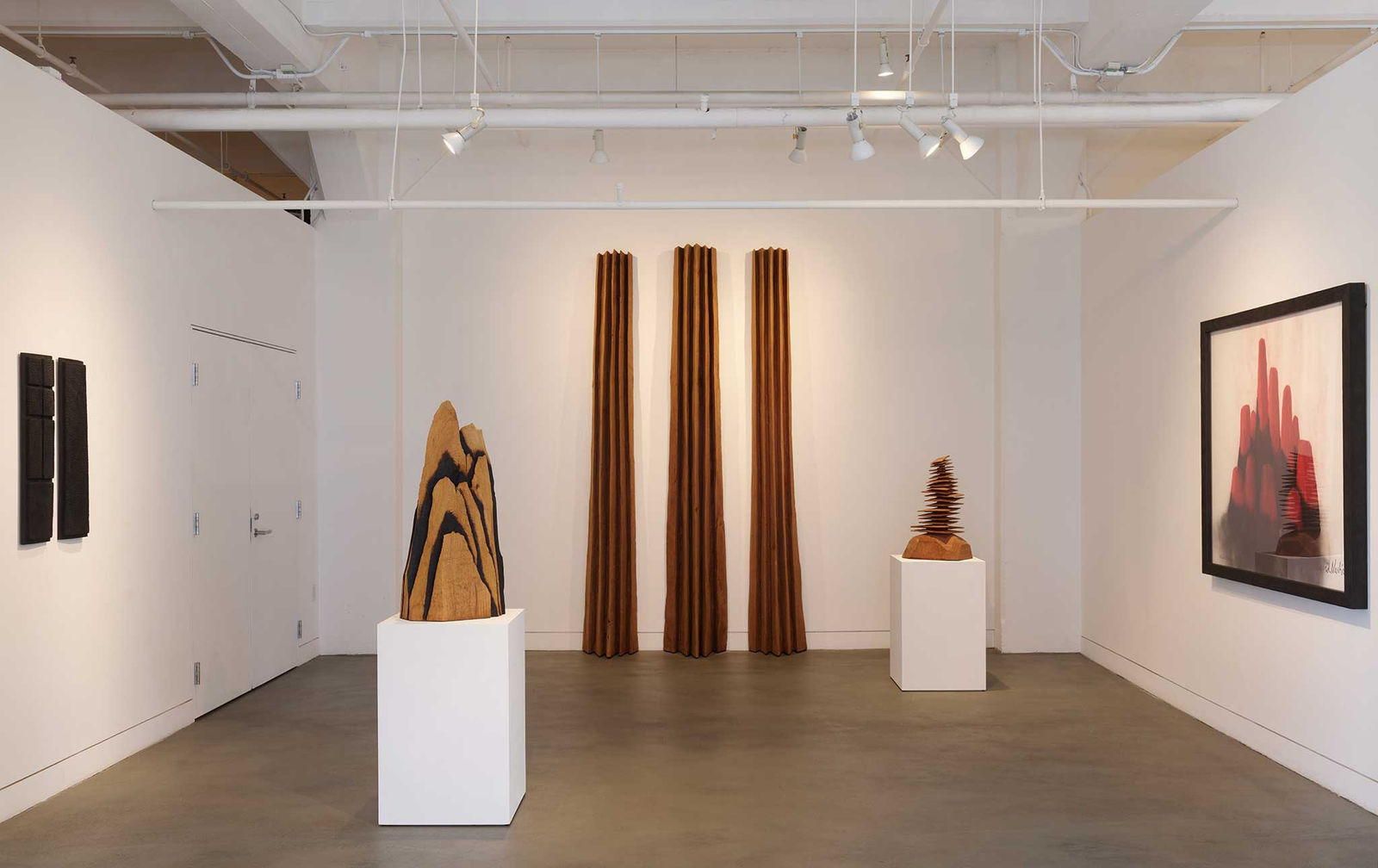 Installation view of David Nash: Wildwood, November 3, 2023 - January 6, 2024 at Haines Gallery, San Francisco, CA Photo: Robert Divers Herrick
