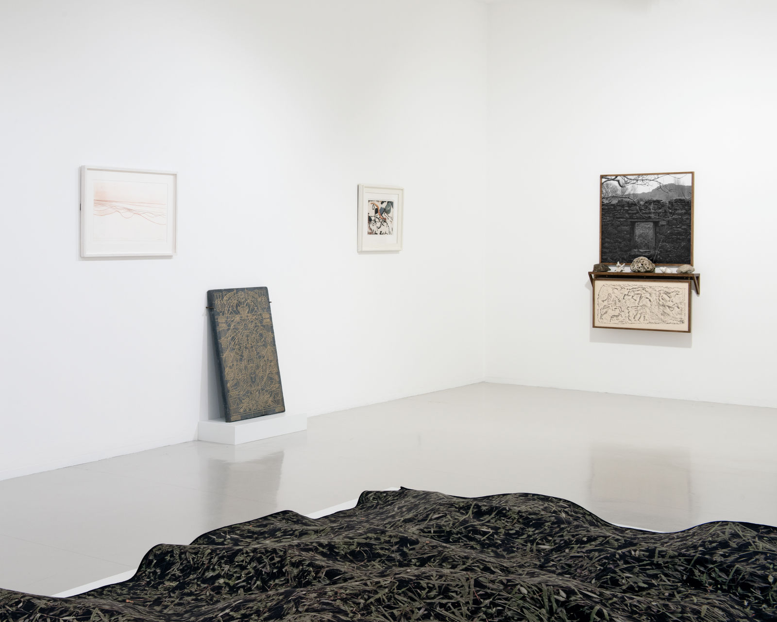 Installation view Wilhelmina Barns-Graham and Jonathan Michael Ray, Tate St Ives