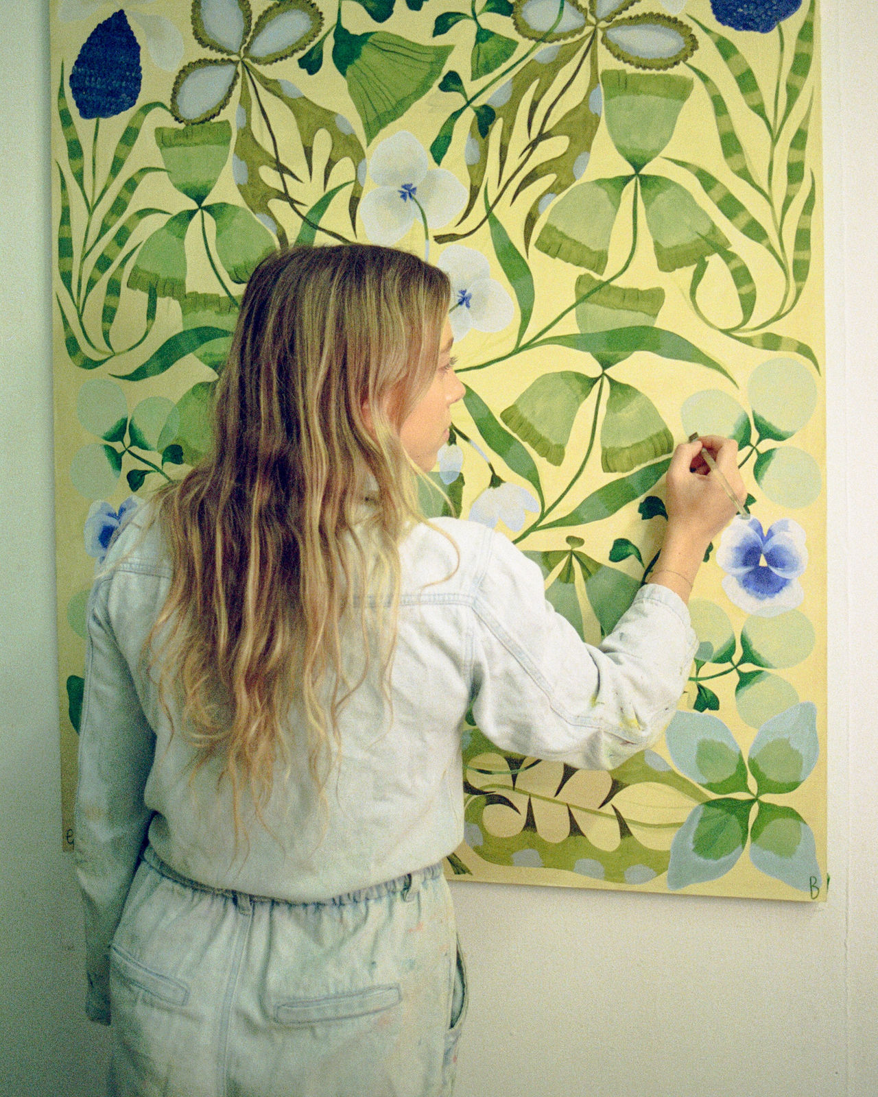 Georgia Beaumont in her studio. © The Artist. Photo: Anielle Weinberger