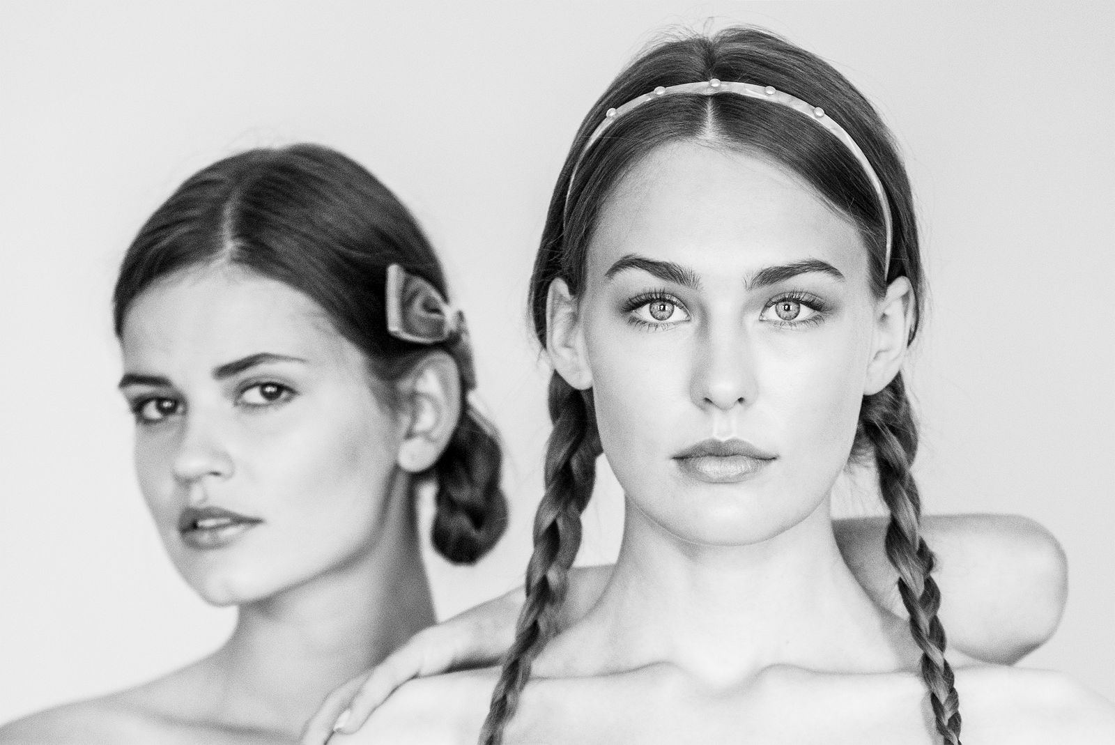 Halldin+Maule, Sasha + Laura 1