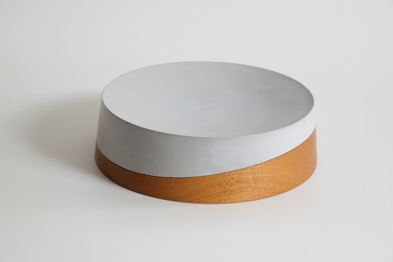 Claudia Moreira Salles, Meio a Meio Center Table, 2019