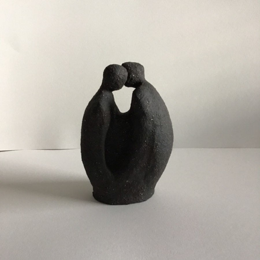 Laura Queen, Kissing Pair, 2025