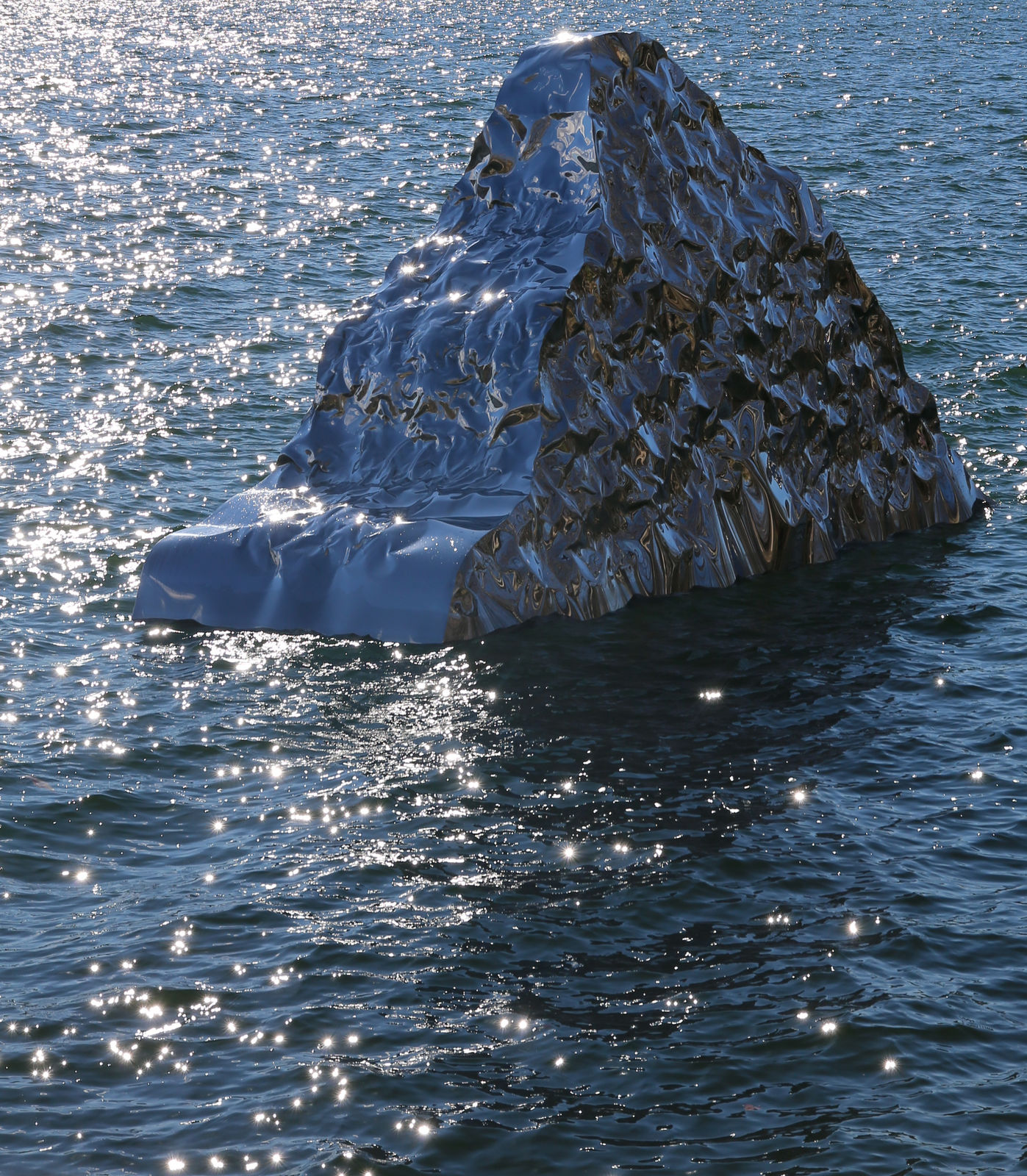 Helidon Xhixha , DRIFTING ICEBERGS, 2019