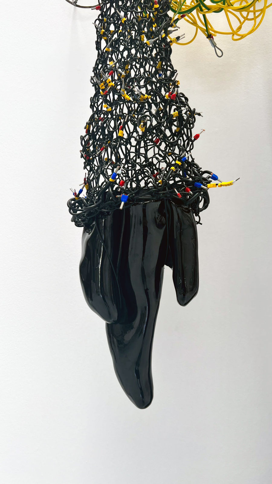 Susana Guerrero, 'Siempre hay una lengua que te escucha; labios / There is always a tongue that listens to you; the tonsils', 2023