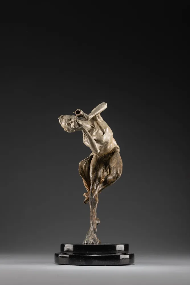 Richard MacDonald, Trumpeter Draped, Atelier, 2014