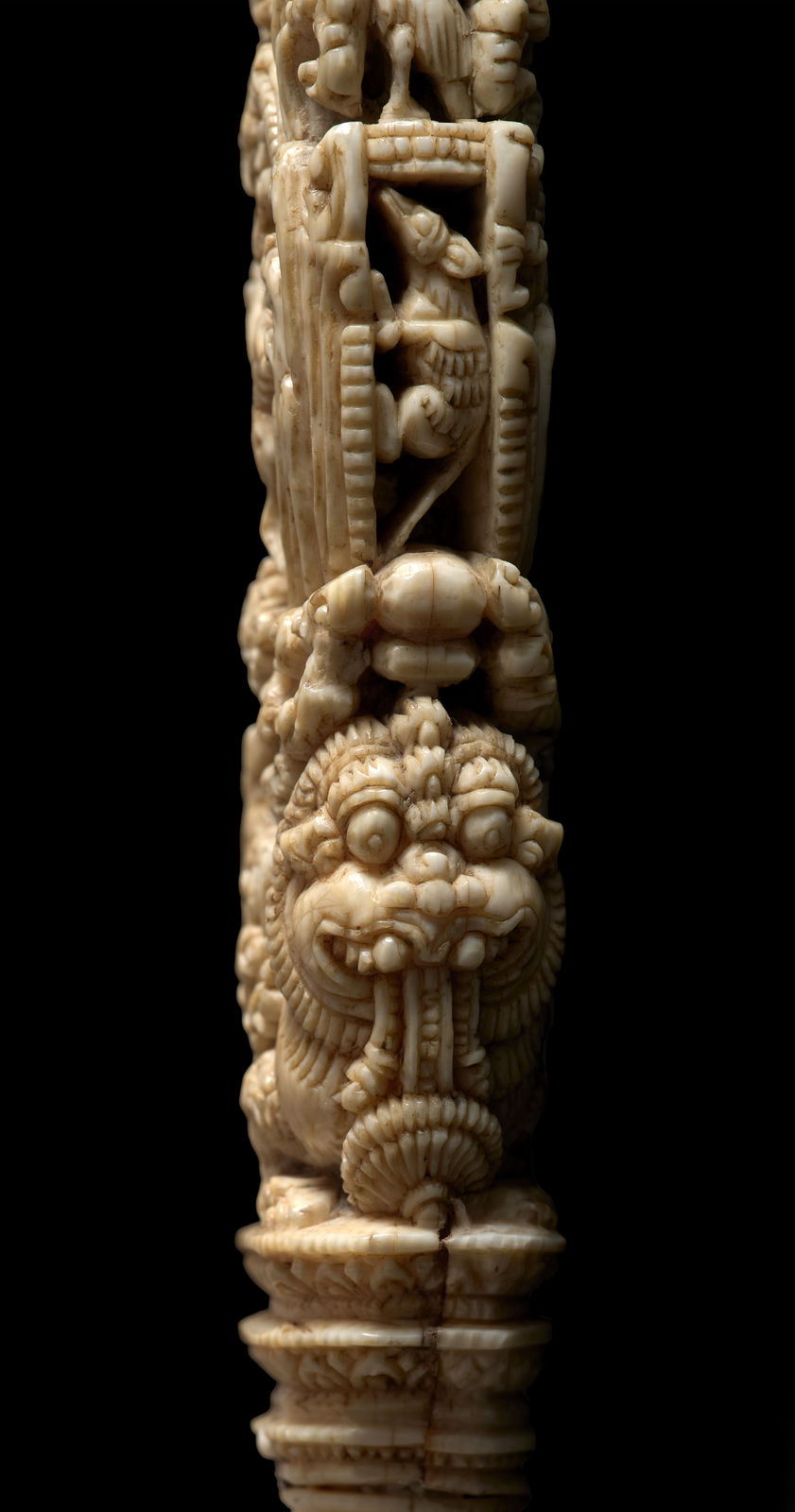 THE PANGOLIN FAN, Ceylon (present-day Sri Lanka), Kōṭṭē, 1540-1551