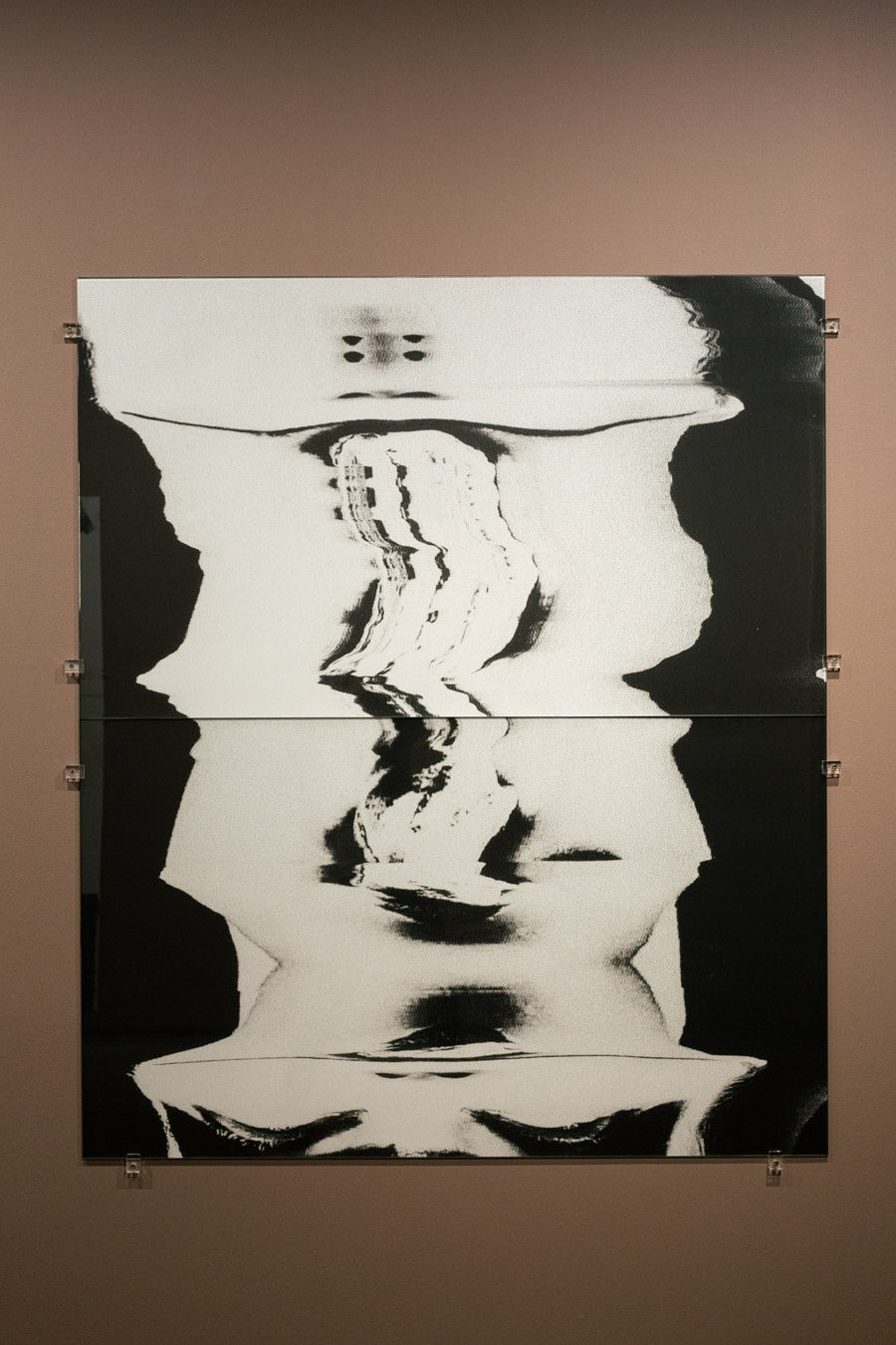 Igor Jesus - Animistic Glass, 2024, Galeria Fundação Amélia de Mello | Galeria Francisco Fino