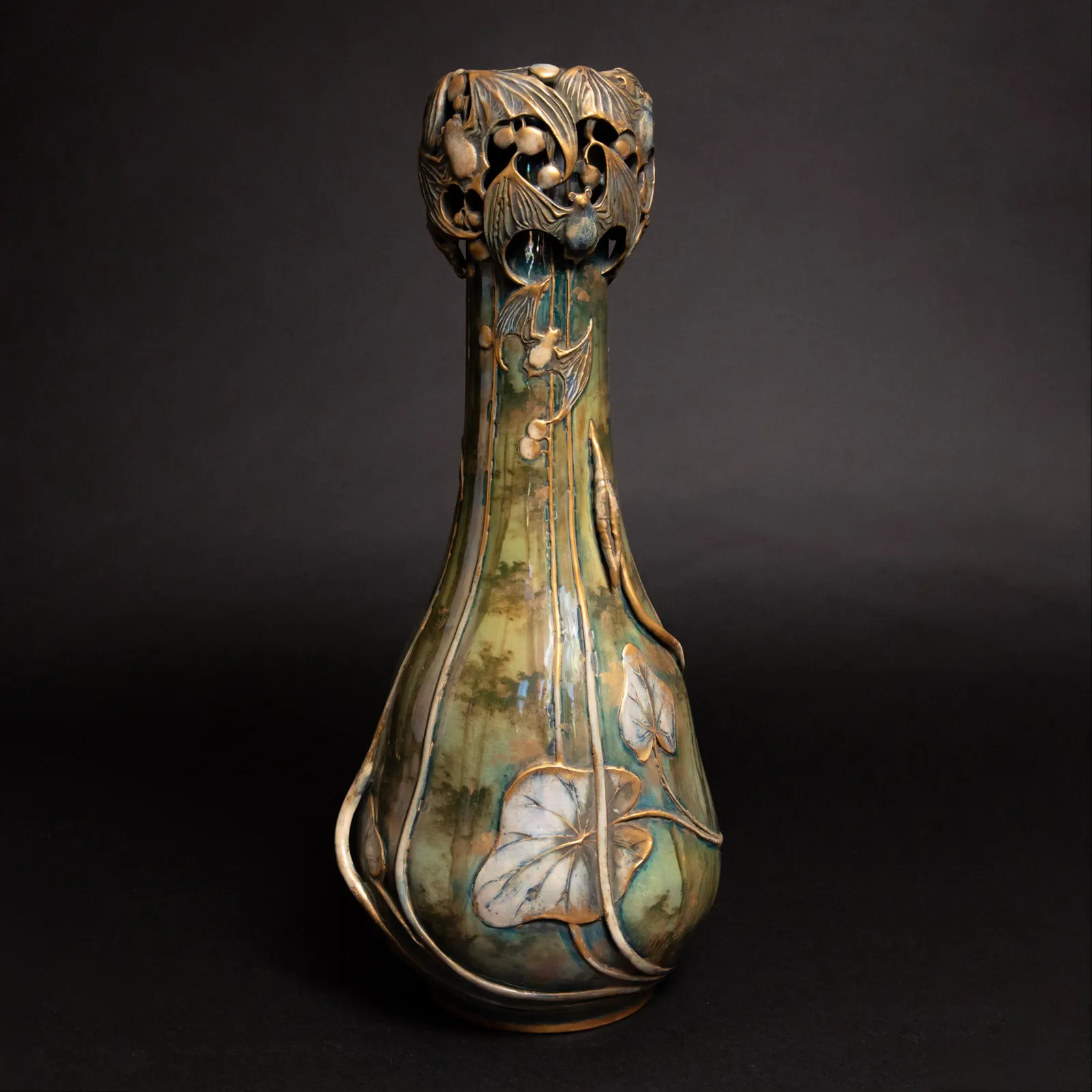 Amphora, Vase with Water Plants and Bats,  1901-1902