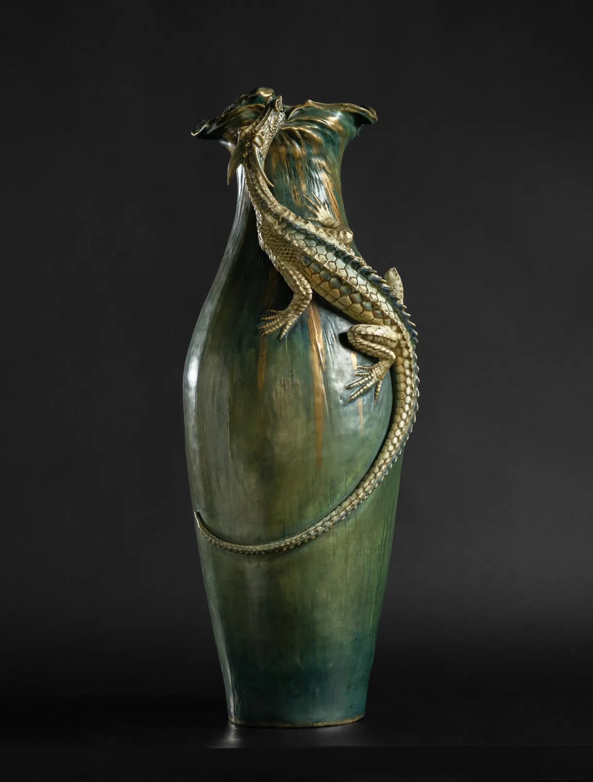 Amphora, Monumental Vase with Saurian,  1905-1906