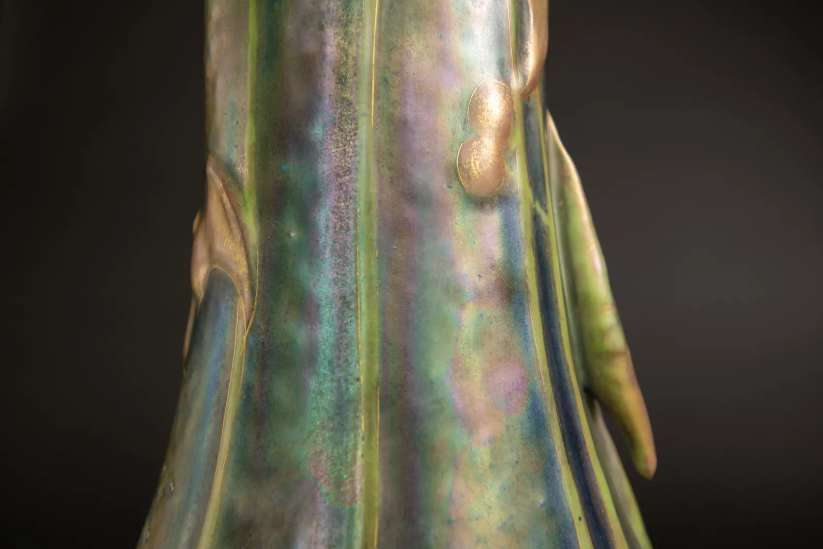 Amphora, Vase with Water Plants and Bats,  1901-1902