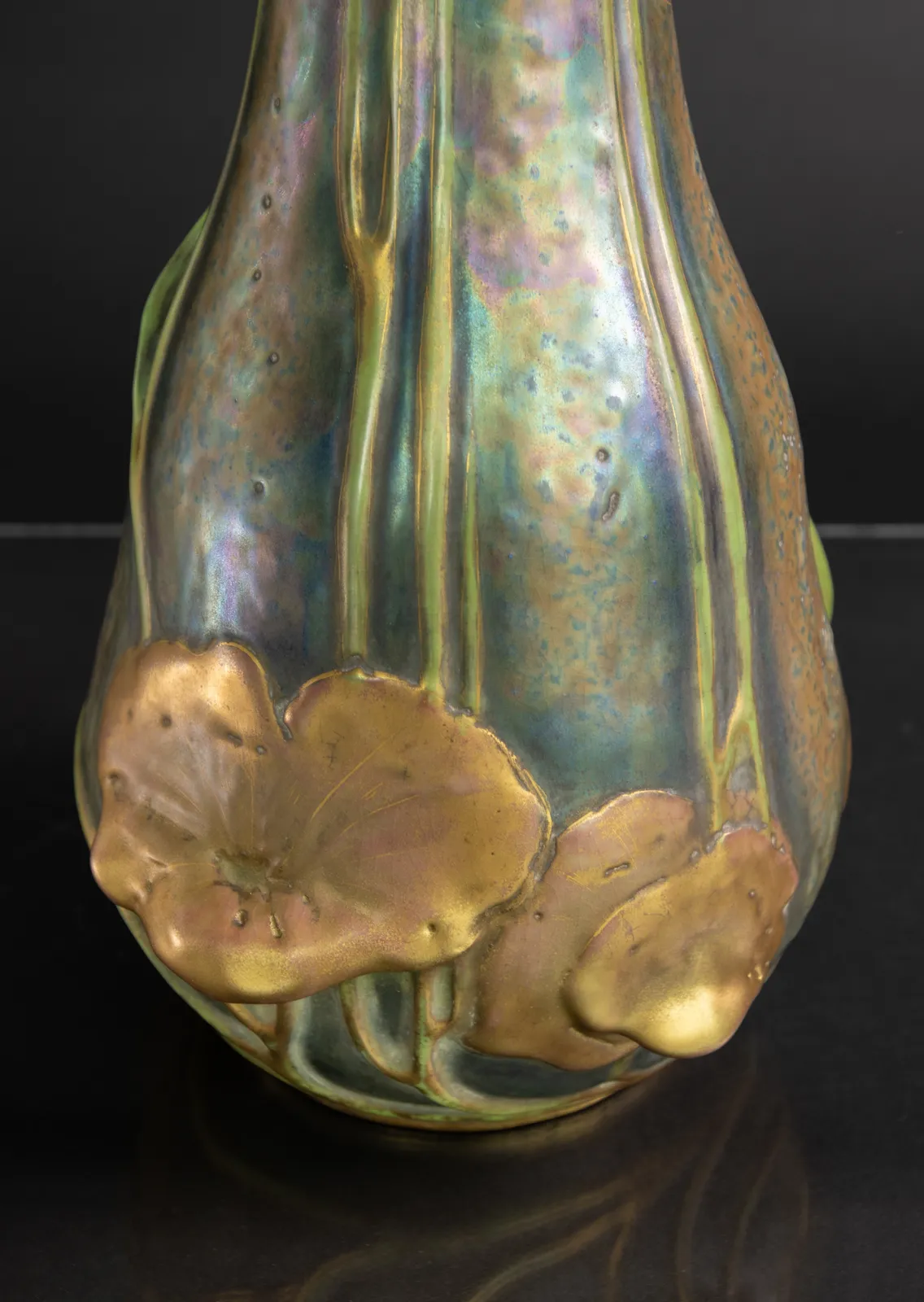 Amphora, Vase with Water Plants and Bats,  1901-1902