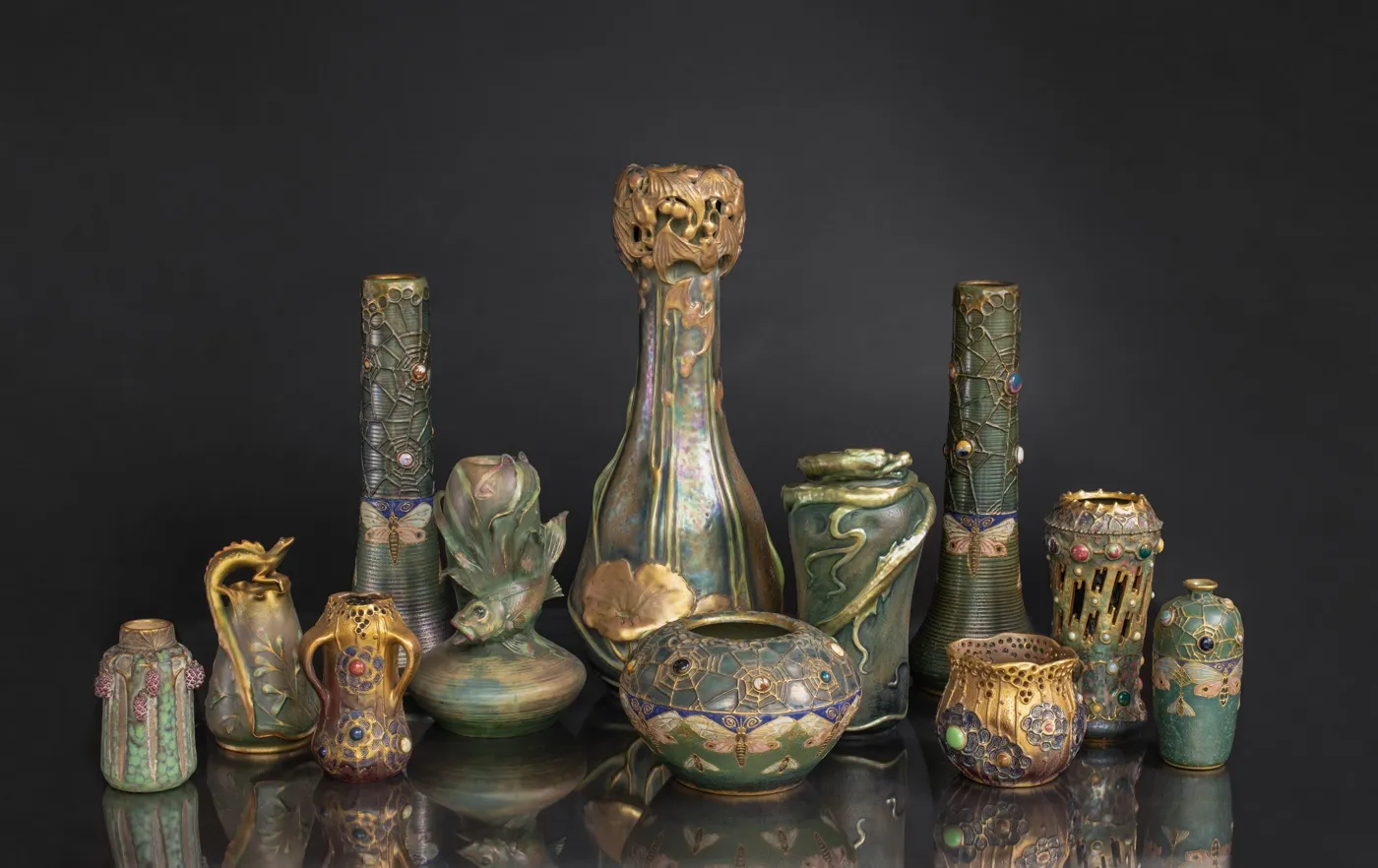 Amphora, Vase with Water Plants and Bats,  1901-1902