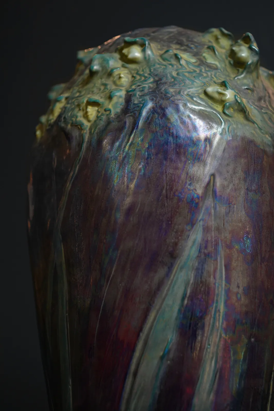 Amphora, Women in the Storm,  1898