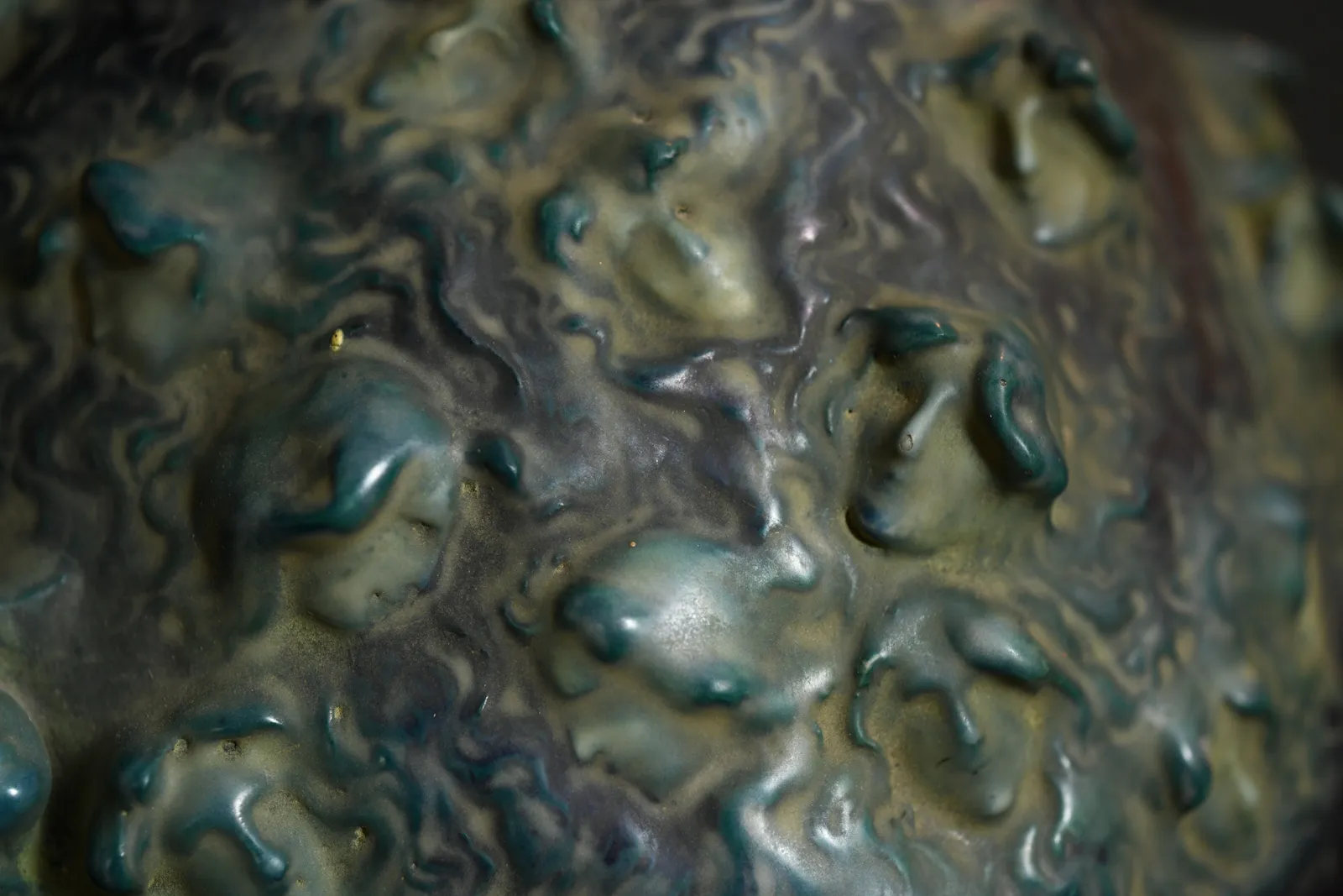 Amphora, Women in the Storm,  1898