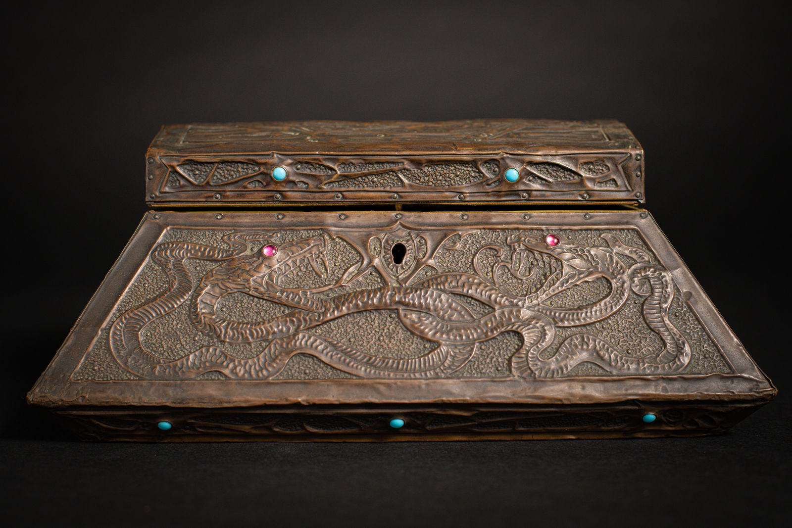 Alfred Daguet, Cold Creatures Box,  c. 1900