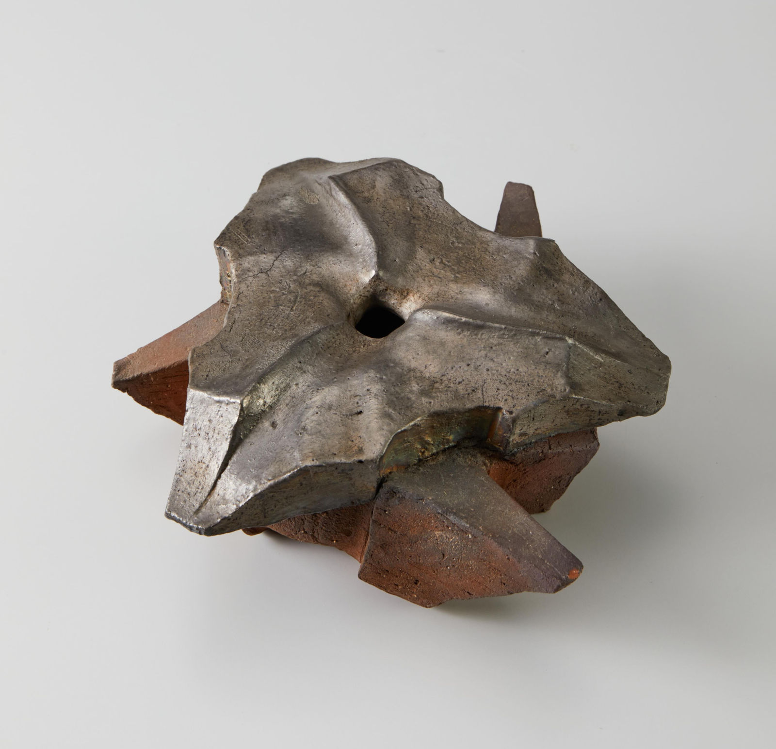 道川 省三, Tanka with silver Sculptural Form, 2017