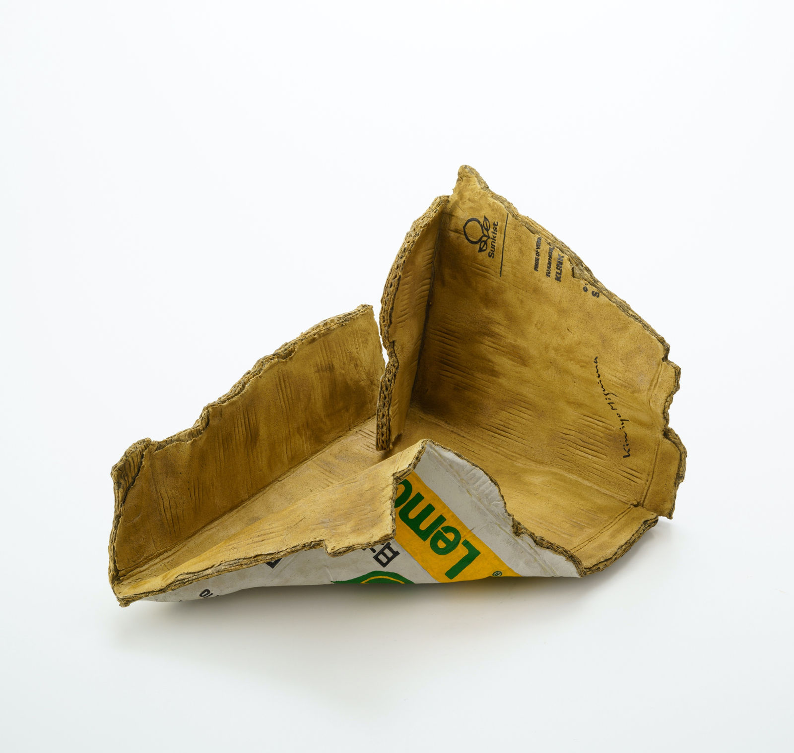 三島 喜美代, Work 22-Sunkist, 2022