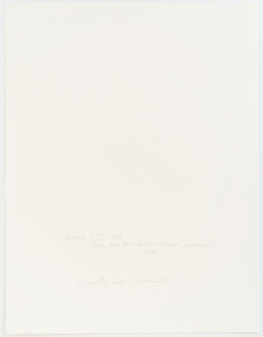 ジェニファー・リー, JL 923 (Blue, dark base, haloed olive traces, granite band, tilted), 2023