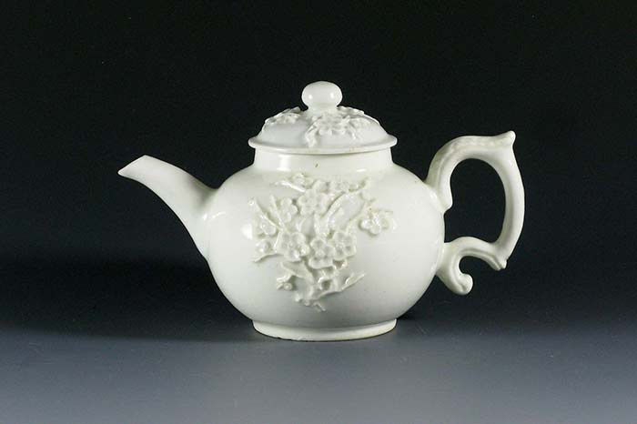 A very fine Early Bow Teapot and Cover, Circa 1750-52