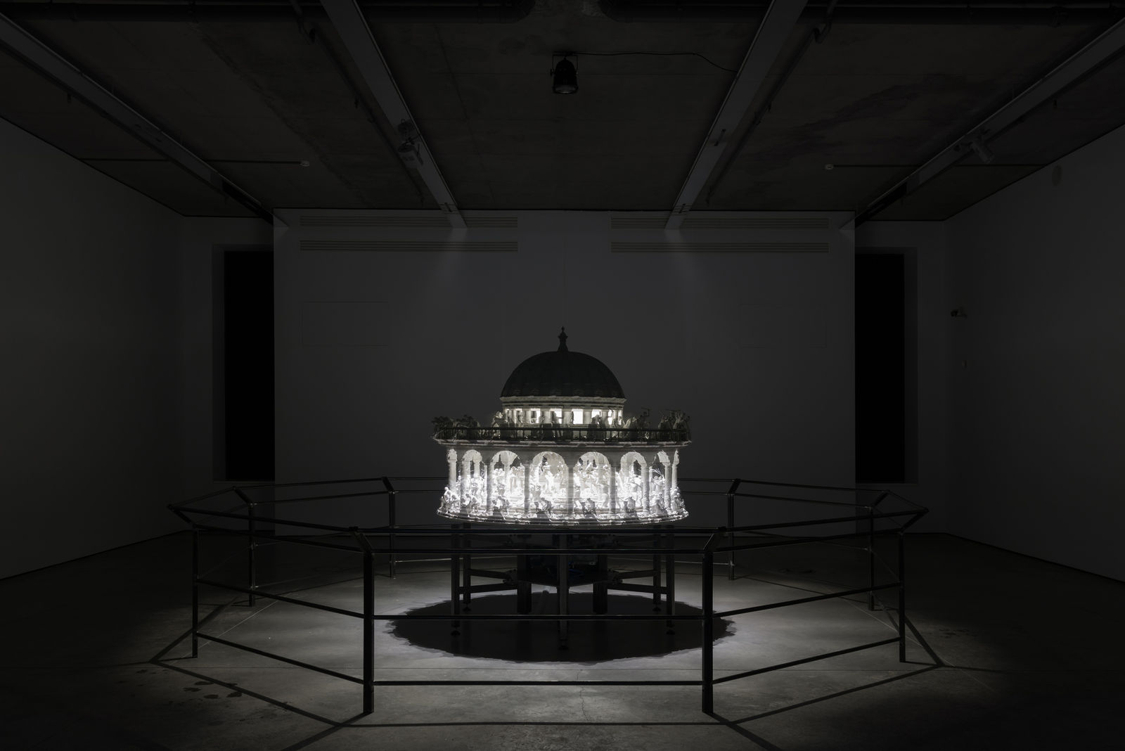 Mat Collishaw, All Things Fall, 2014-2017