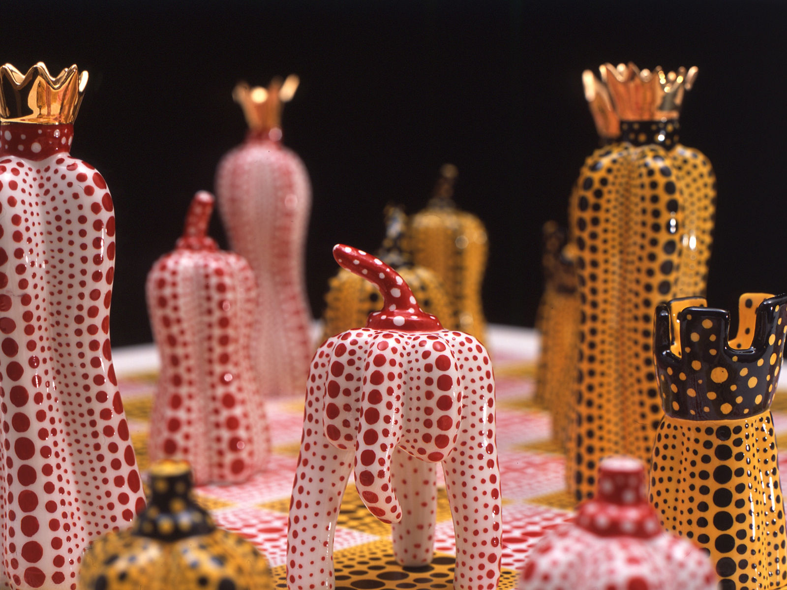 Yayoi Kusama, Pumpkin Chess Set, 2003