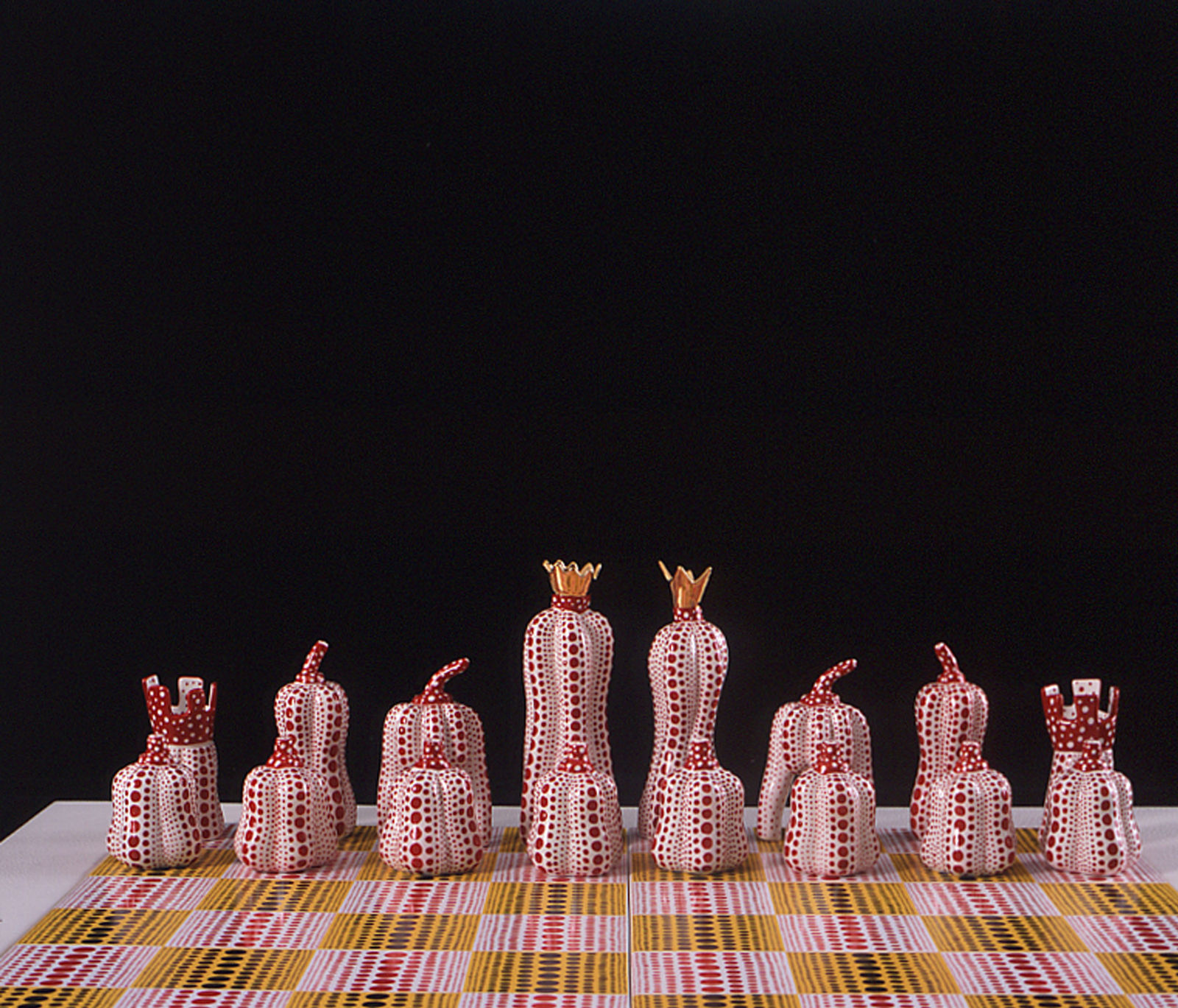 Yayoi Kusama, Pumpkin Chess Set, 2003