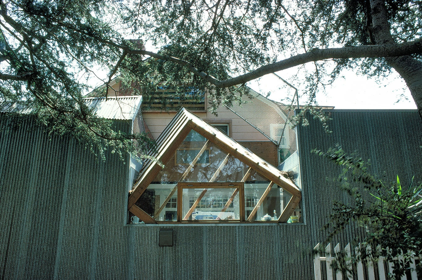 ARCHITECTURE USA 1980, Frank Gehry Residence 1978 Santa Monica, 1980