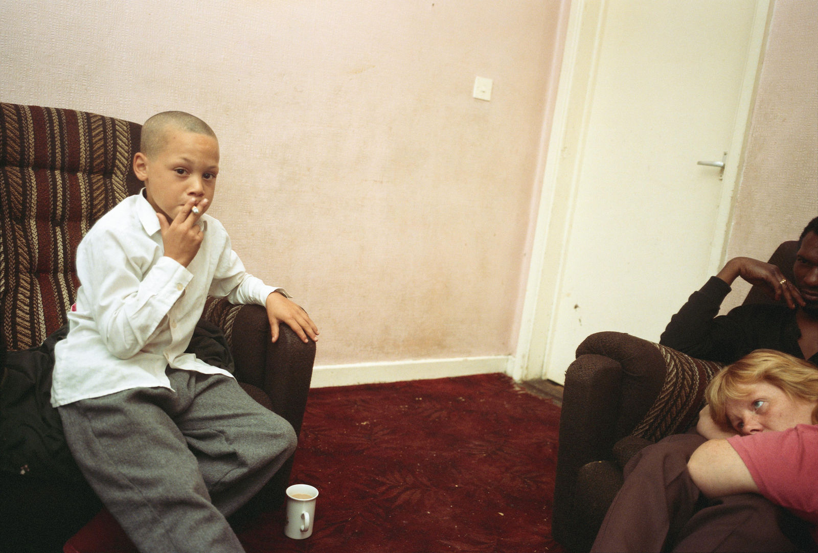 Nick Waplington, UNTITLED (LR.24 0003R), from the series Living Room, 1985-97