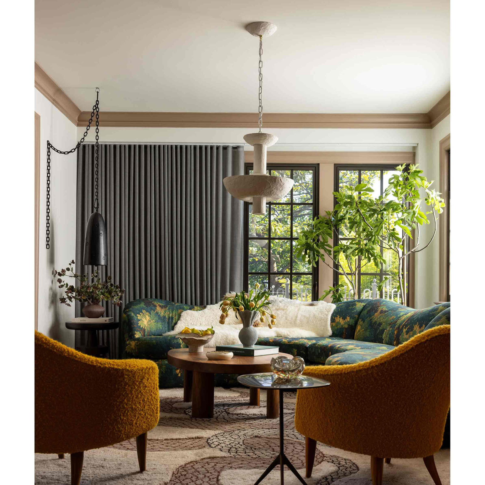 Our warmest thanks to designer Katie Conway Monkhouse and to Hewn, our San Francisco showroom. Photography: Stephanie Russo, Stylist Rachel...